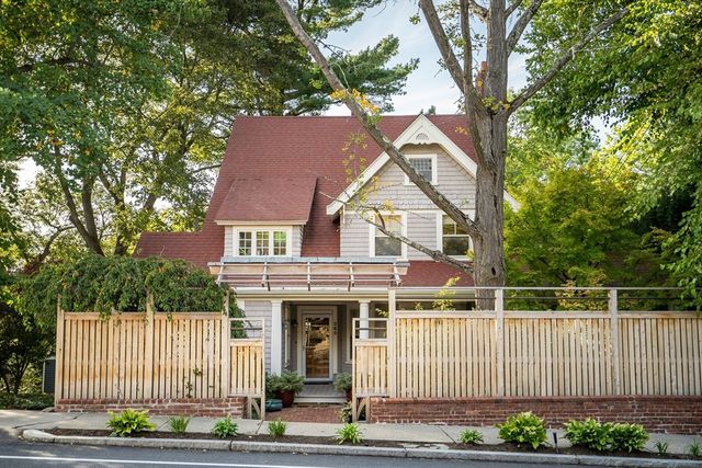 263 Highland Ave, Winchester, MA 01890