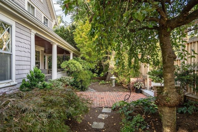 263 Highland Ave, Winchester, MA 01890