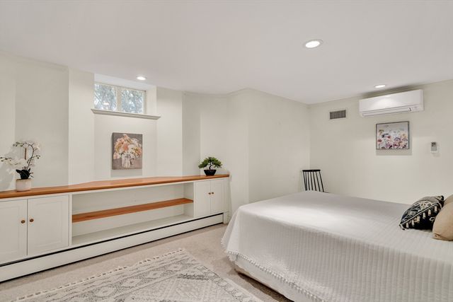 263 Highland Ave, Winchester, MA 01890