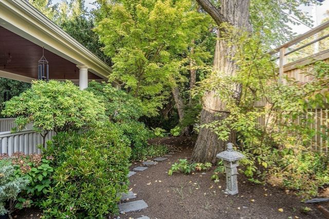 263 Highland Ave, Winchester, MA 01890