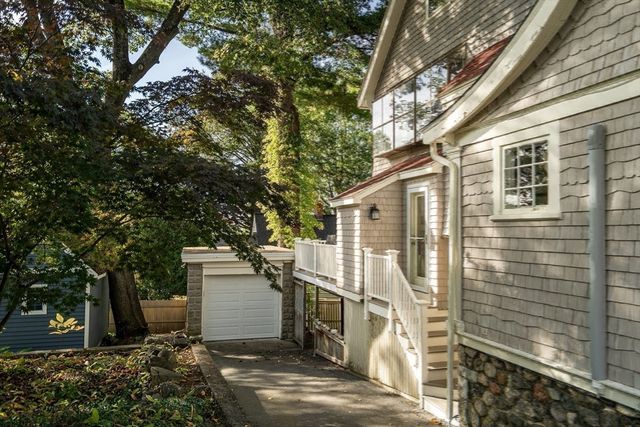 263 Highland Ave, Winchester, MA 01890