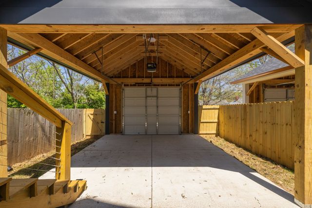 340B Peachtree St, Nashville, TN 37210