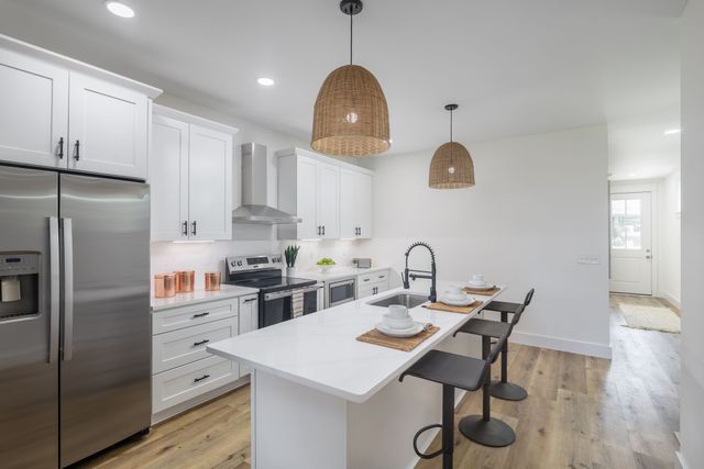 340B Peachtree St, Nashville, TN 37210