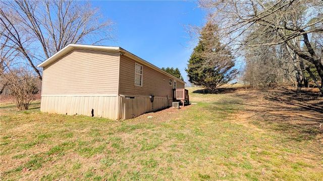 1562 Grindle Bridge Road, Dahlonega, GA 30533