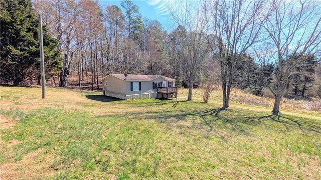 1562 Grindle Bridge Road, Dahlonega, GA 30533