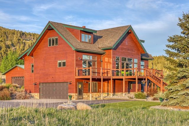 315 Lakeview Loop, West Yellowstone, MT 59758