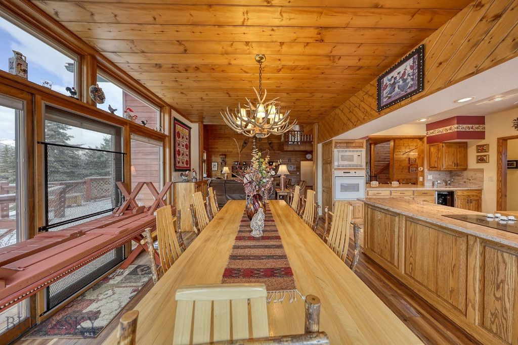 315 Lakeview Loop, West Yellowstone, MT 59758 photo 13