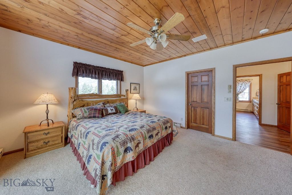 315 Lakeview Loop, West Yellowstone, MT 59758 photo 22