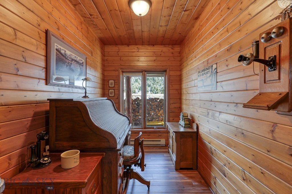 315 Lakeview Loop, West Yellowstone, MT 59758 photo 29