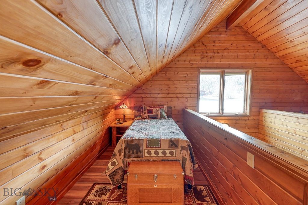 315 Lakeview Loop, West Yellowstone, MT 59758 photo 33