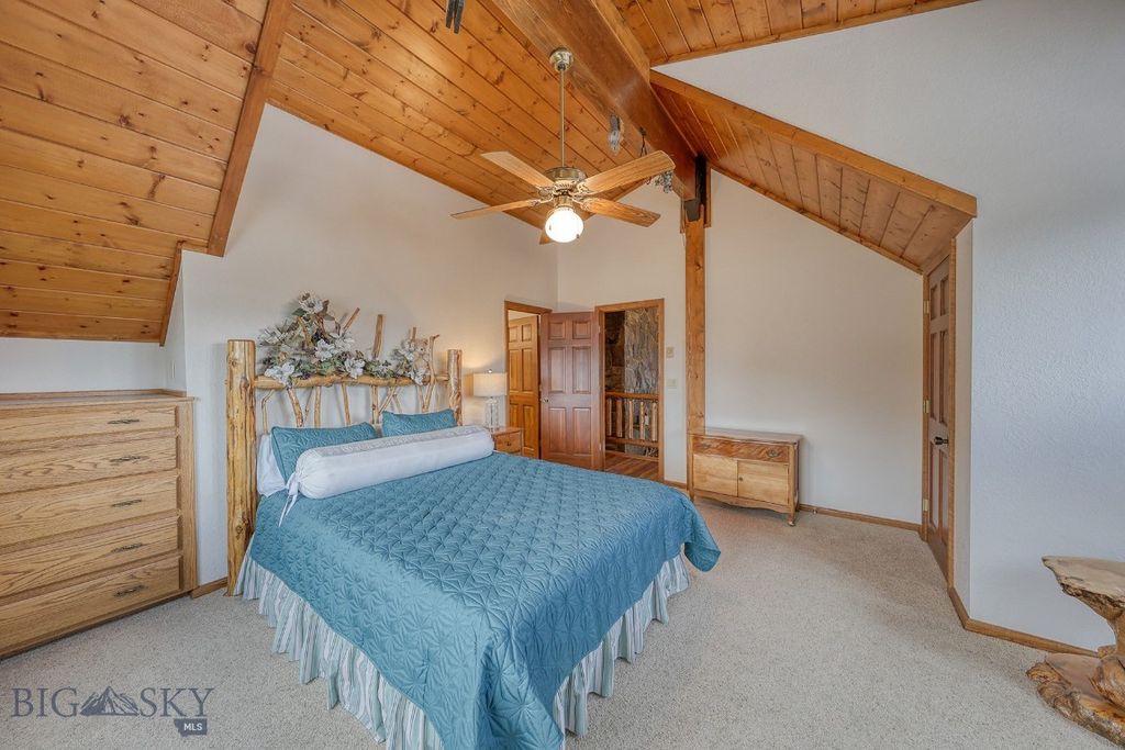 315 Lakeview Loop, West Yellowstone, MT 59758 photo 38