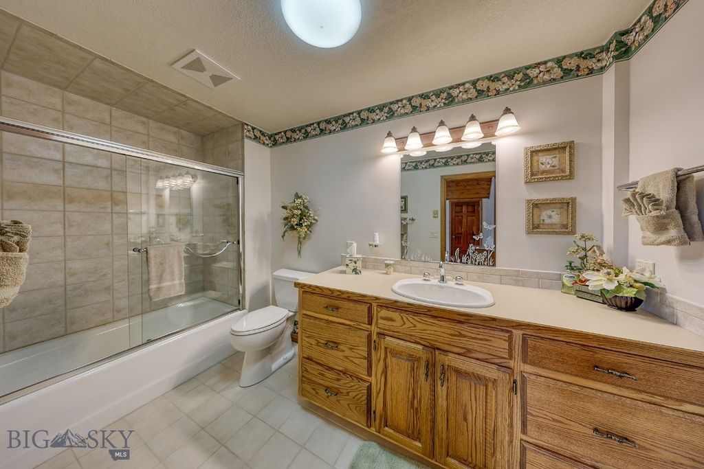 315 Lakeview Loop, West Yellowstone, MT 59758 photo 39