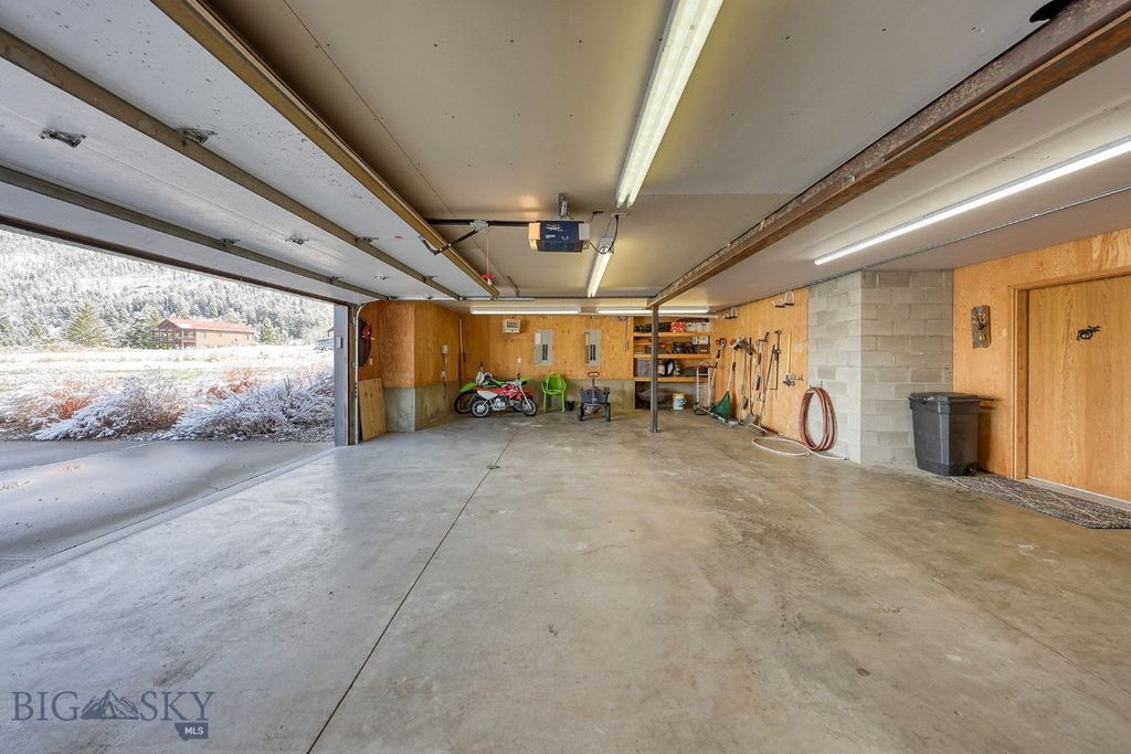 315 Lakeview Loop, West Yellowstone, MT 59758 photo 58