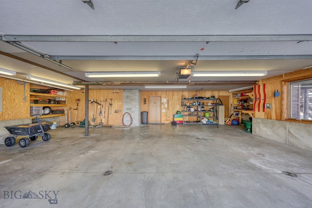315 Lakeview Loop, West Yellowstone, MT 59758 photo 59
