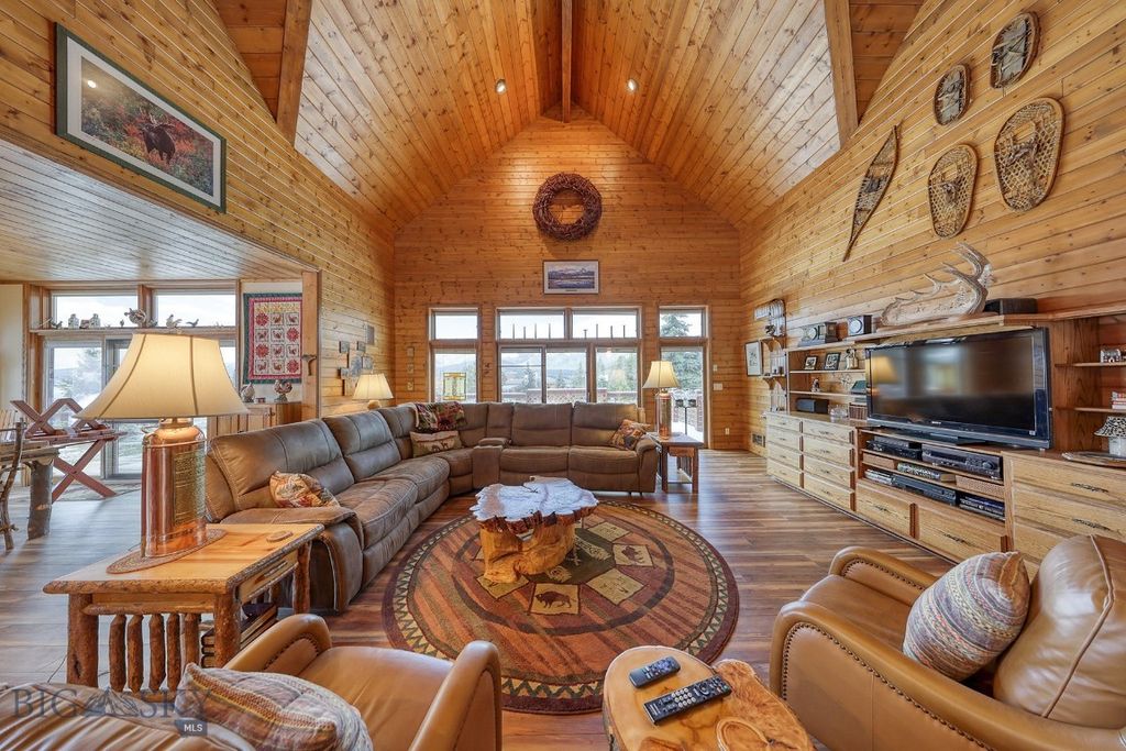 315 Lakeview Loop, West Yellowstone, MT 59758 photo 7