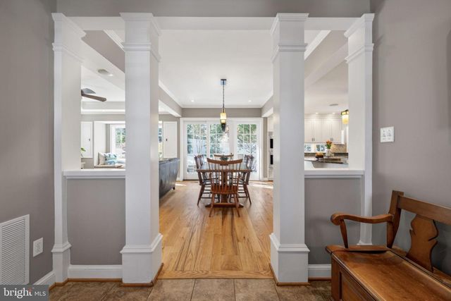 5934 16TH ST N, Arlington, VA 22205