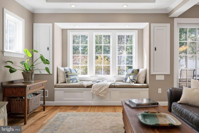 5934 16TH ST N, Arlington, VA 22205