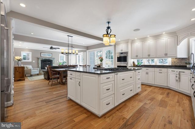 5934 16TH ST N, Arlington, VA 22205