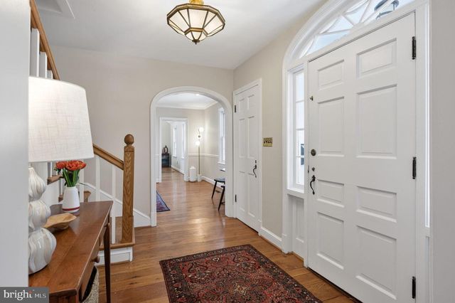 5934 16TH ST N, Arlington, VA 22205