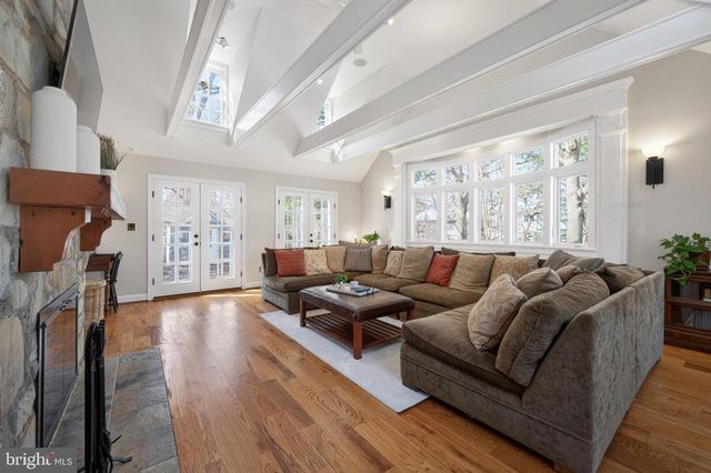 5934 16TH ST N, Arlington, VA 22205