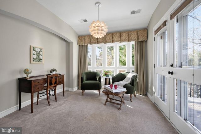 5934 16TH ST N, Arlington, VA 22205