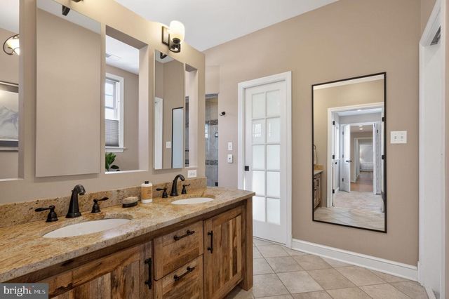 5934 16TH ST N, Arlington, VA 22205