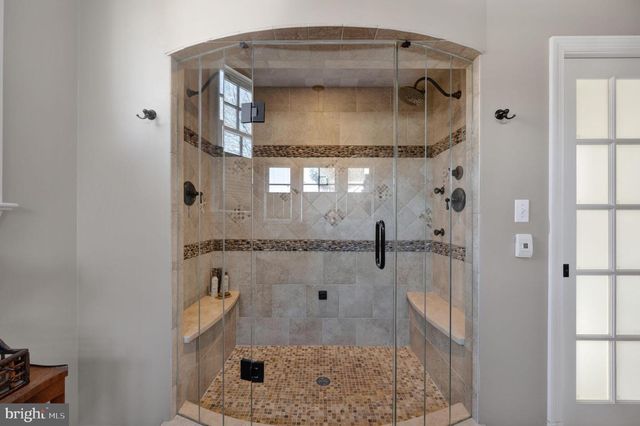 5934 16TH ST N, Arlington, VA 22205