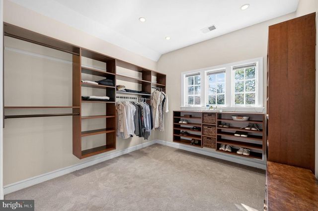 5934 16TH ST N, Arlington, VA 22205