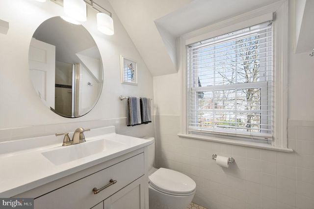 5934 16TH ST N, Arlington, VA 22205