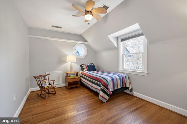 5934 16TH ST N, Arlington, VA 22205