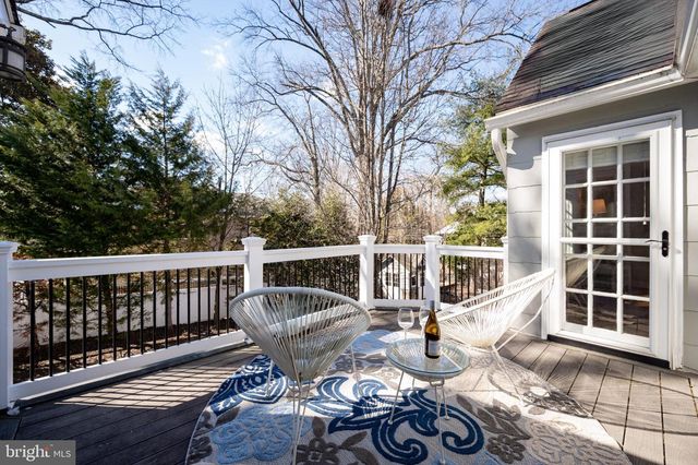 5934 16TH ST N, Arlington, VA 22205