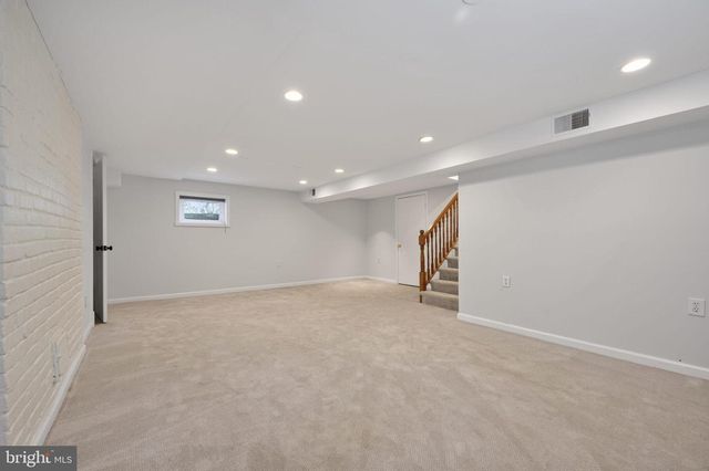 5934 16TH ST N, Arlington, VA 22205