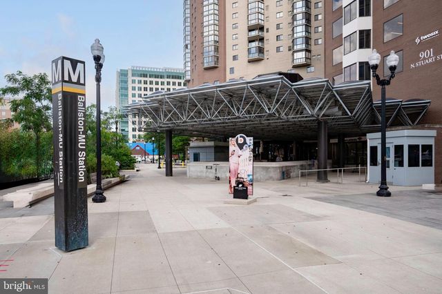 5934 16TH ST N, Arlington, VA 22205