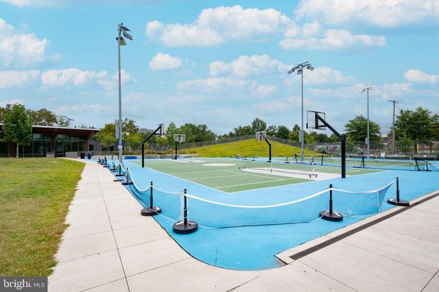 5934 16TH ST N, Arlington, VA 22205