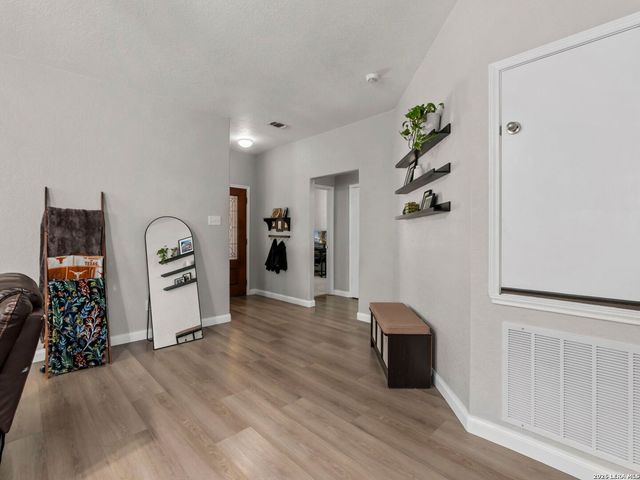 10318 Sun Mill, San Antonio, TX 78254