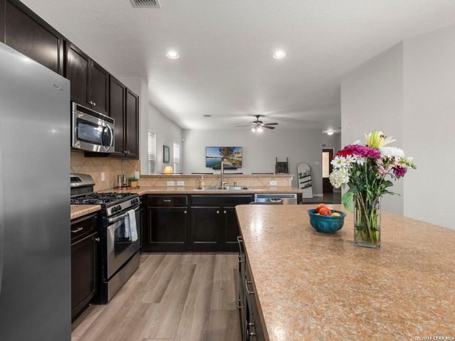 10318 Sun Mill, San Antonio, TX 78254