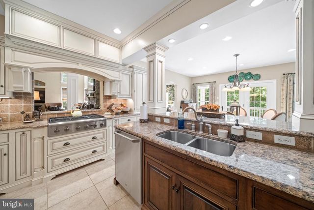 1433 SHANER DR, Pottstown, PA 19465