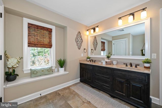 1433 SHANER DR, Pottstown, PA 19465