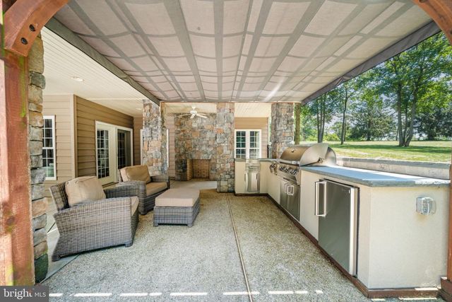 1433 SHANER DR, Pottstown, PA 19465