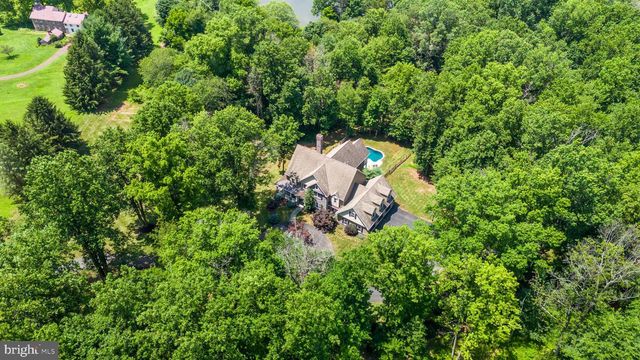 1433 SHANER DR, Pottstown, PA 19465