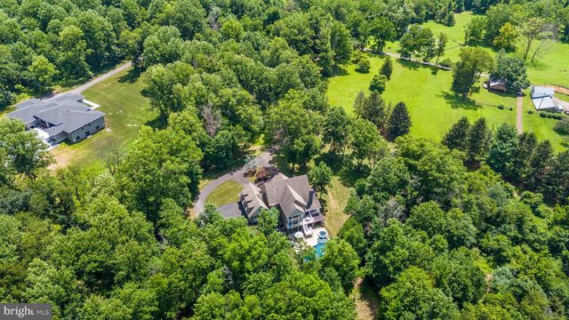 1433 SHANER DR, Pottstown, PA 19465