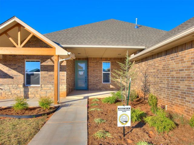 2915 Summit Hollow Circle, Norman, OK 73071