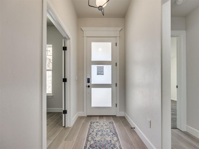 2915 Summit Hollow Circle, Norman, OK 73071
