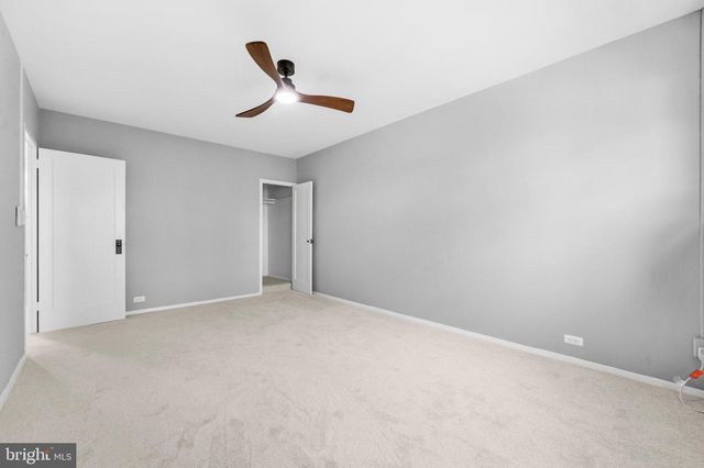 3721 LYONS LN, Alexandria, VA 22302