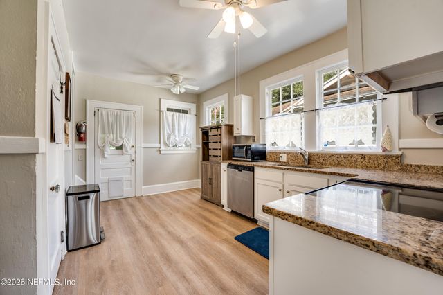 2568 HERSCHEL Street, Jacksonville, FL 32204