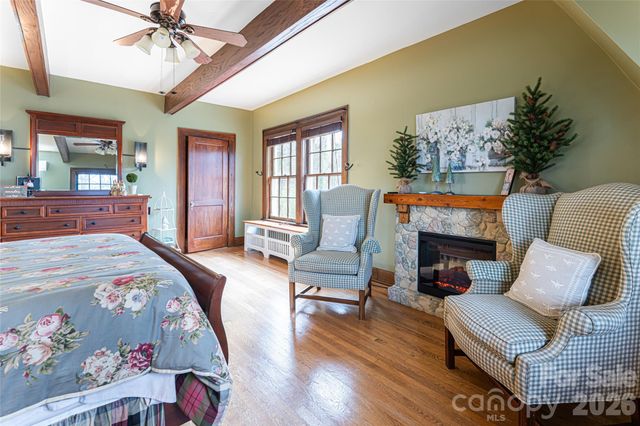 147 Preservation Way, Waynesville, NC 28786