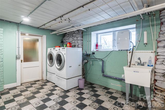 147 Preservation Way, Waynesville, NC 28786