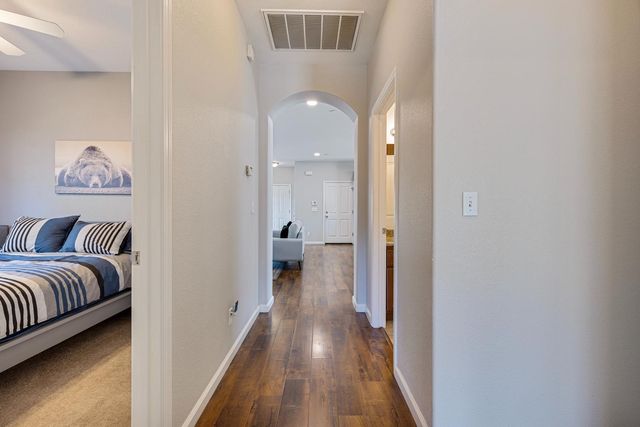 421 Daisy Ave, Lodi, CA 95240