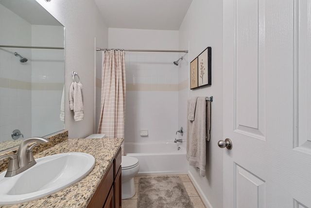 421 Daisy Ave, Lodi, CA 95240