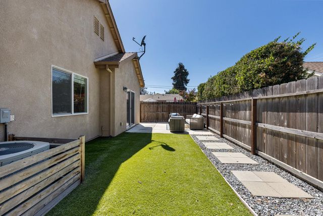 421 Daisy Ave, Lodi, CA 95240